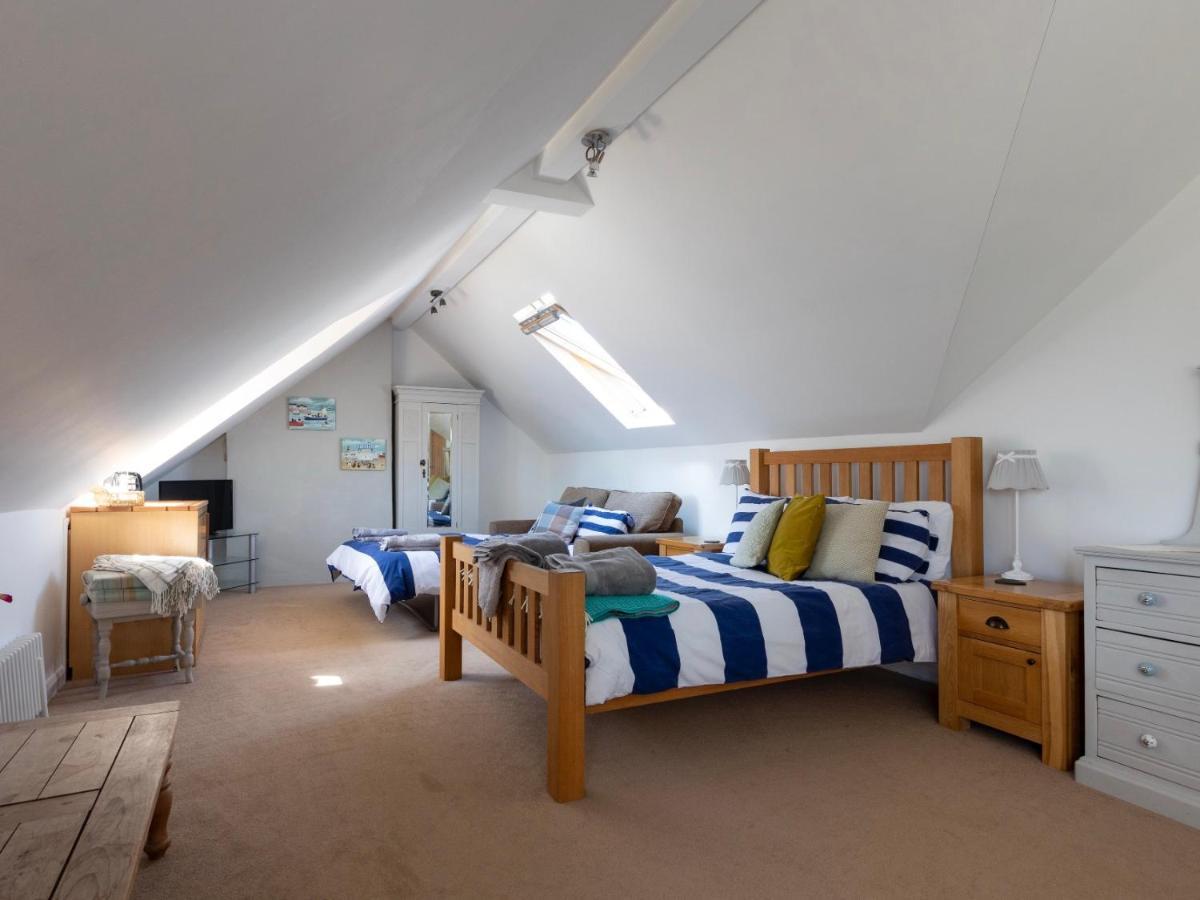 Horsemans Close Кингсбридж Екстериор снимка
